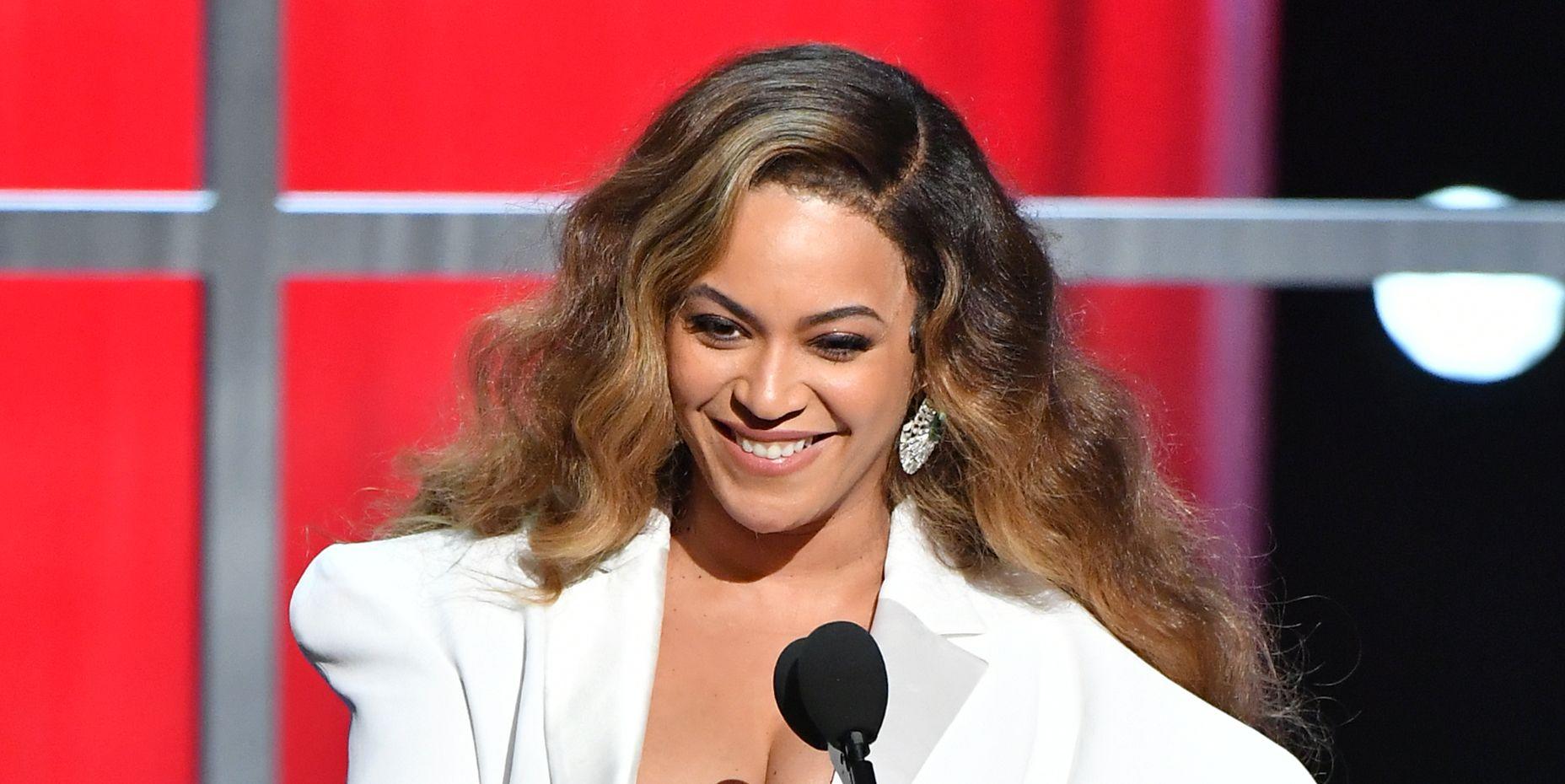 Beyoncé – Mix 102.7